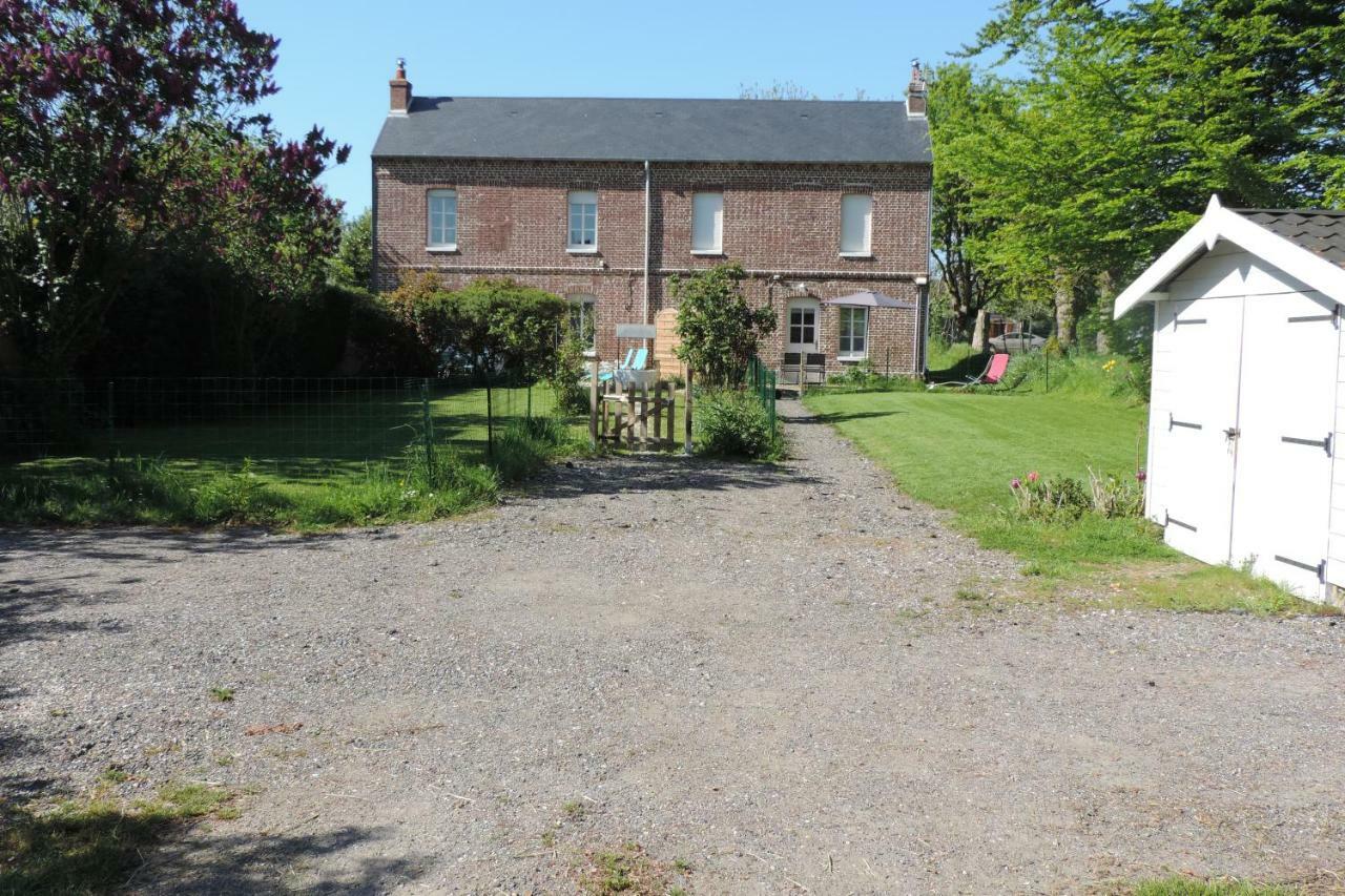 Belval Cottages Benouville  ภายนอก รูปภาพ