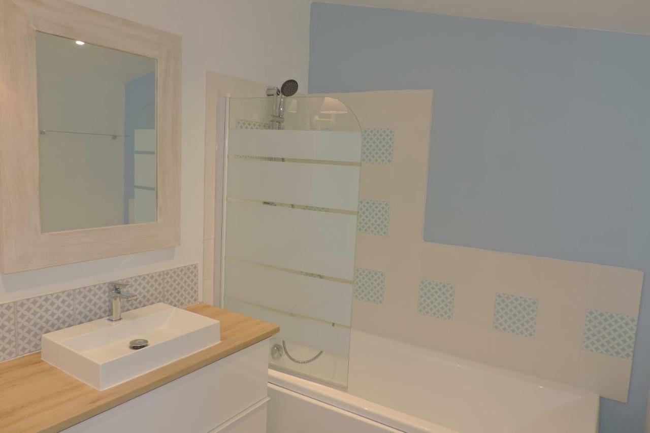 Belval Cottages Benouville  ภายนอก รูปภาพ