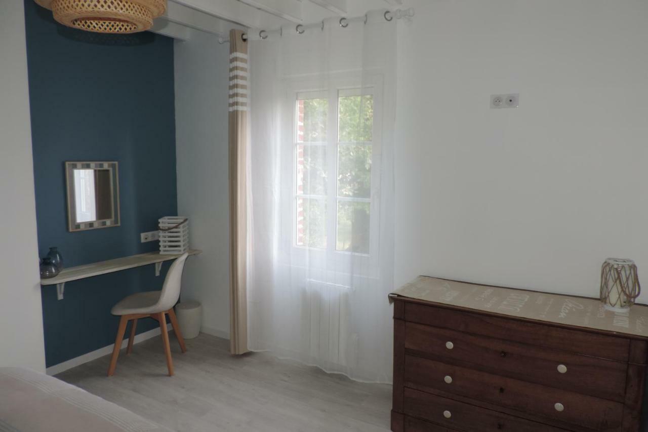 Belval Cottages Benouville  ภายนอก รูปภาพ
