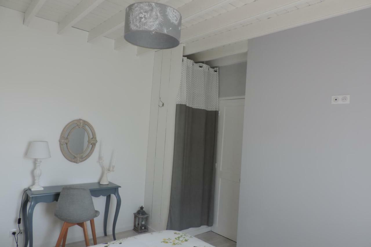 Belval Cottages Benouville  ภายนอก รูปภาพ